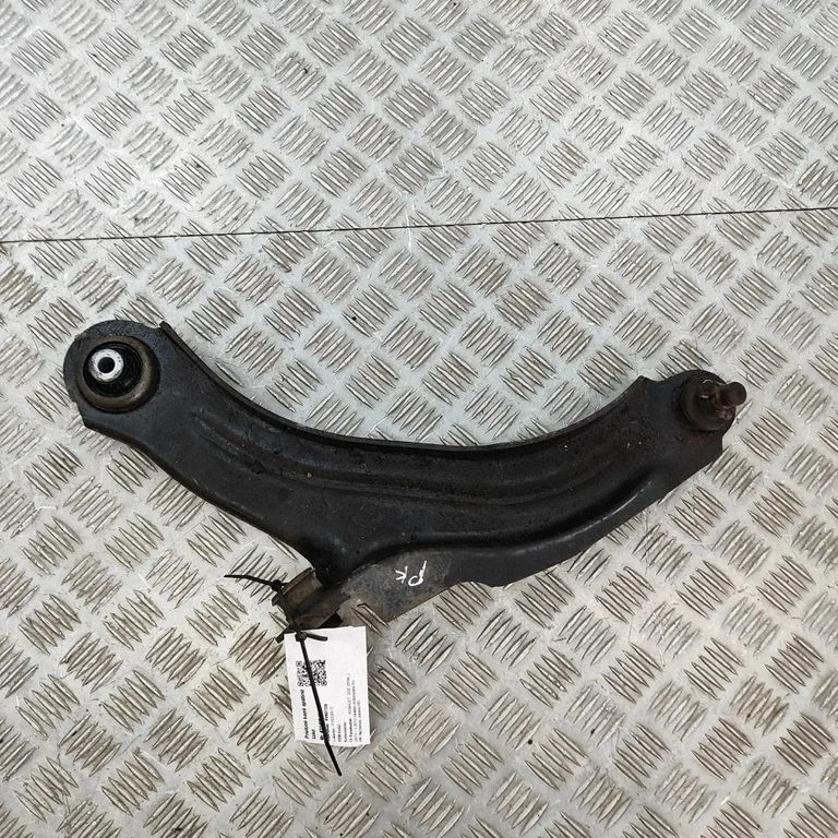 Priekšējā apakšējā svira/svārsts 545050399R