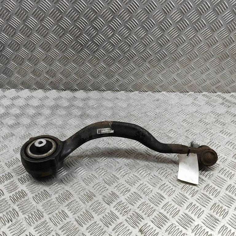 Front lower control arm/wishbone JPLA3C257BA
