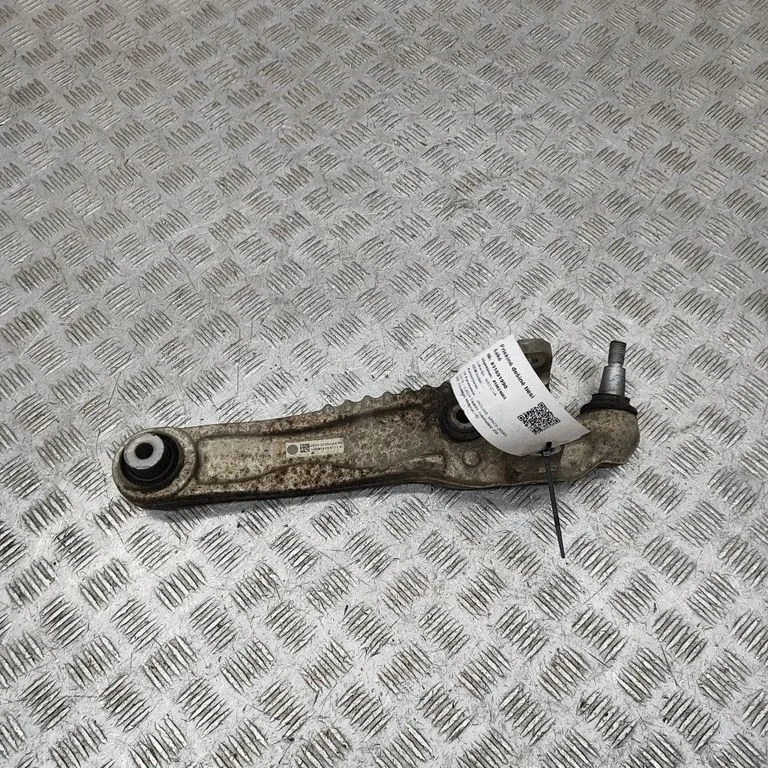 Front lower control arm/wishbone J9D33C254AA