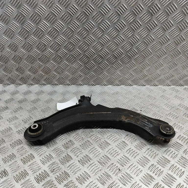 Priekšējā apakšējā svira/svārsts 545052354R