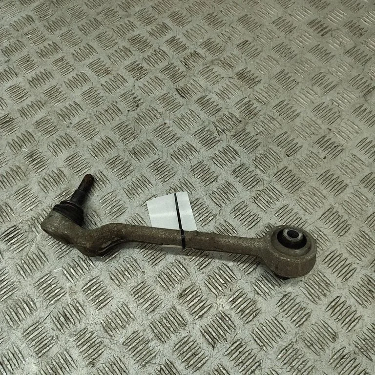 Front lower control arm/wishbone 6786203