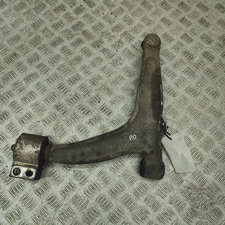 Priekšējā apakšējā svira/svārsts 12799200