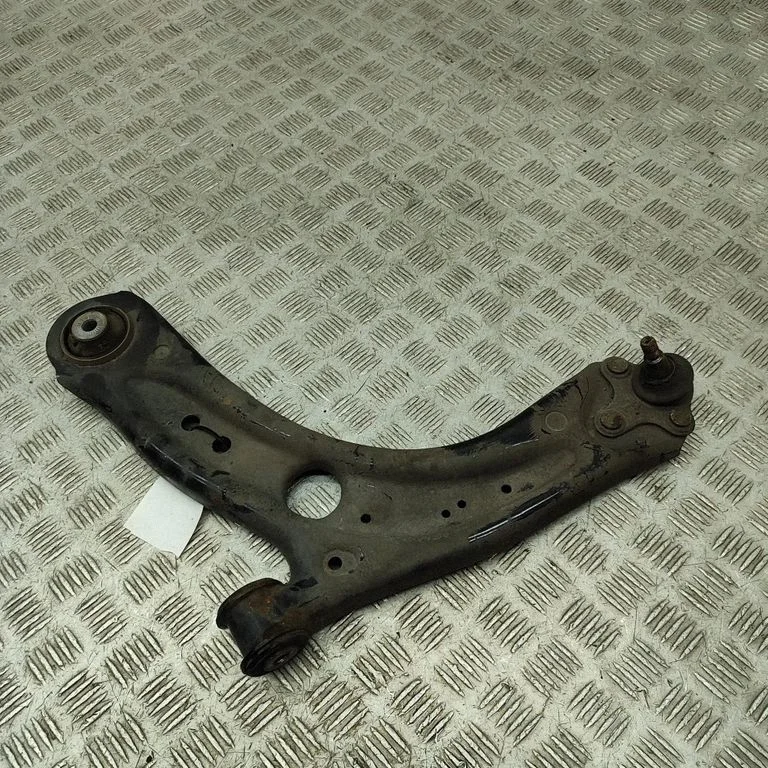 Front lower control arm/wishbone 81A407151E – Audi SQ2 GA (2017-)
