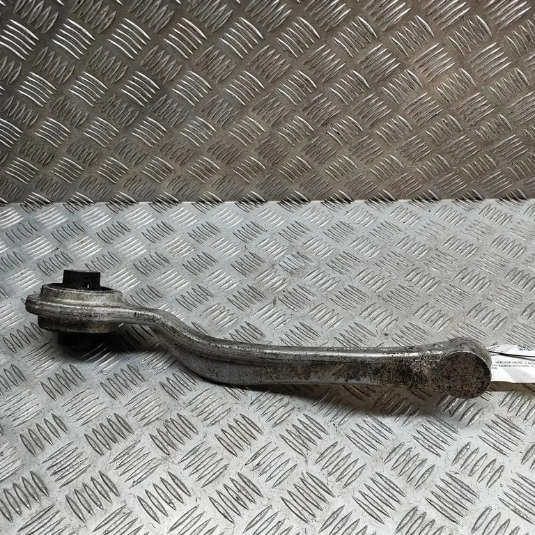 Priekšējā apakšējā svira/svārsts A2203331405