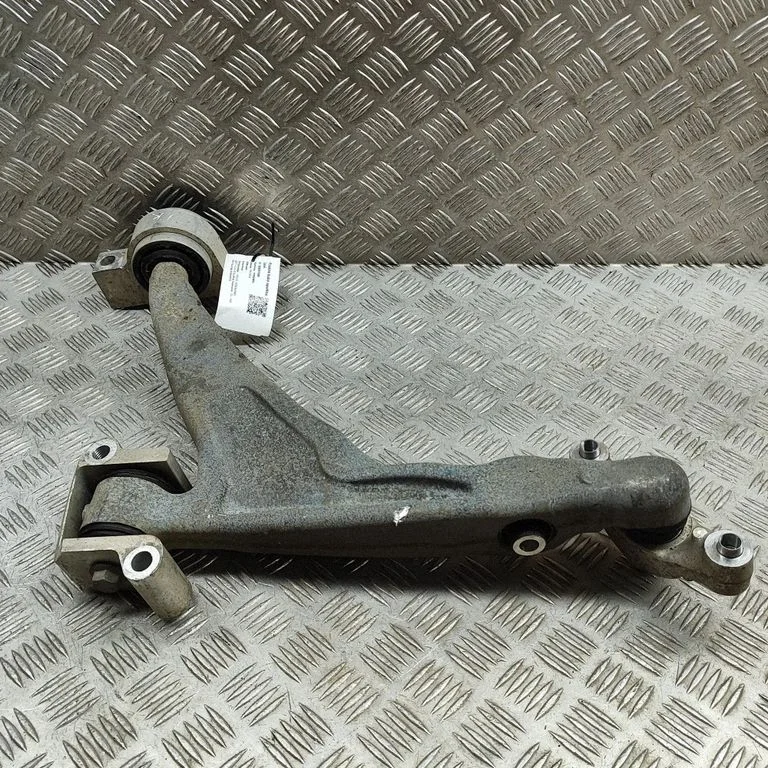 Priekšējā apakšējā svira/svārsts 31658893