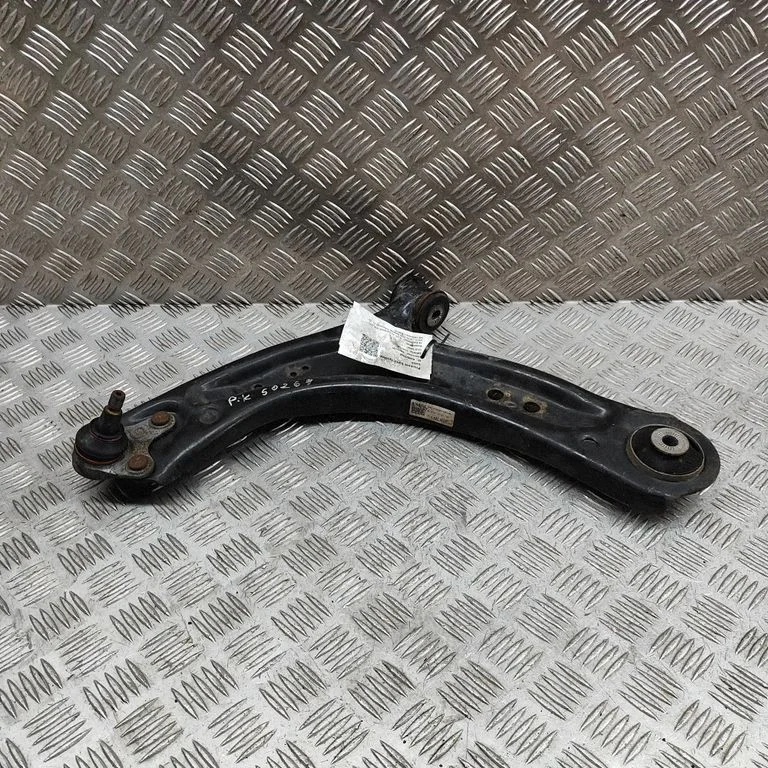 Priekšējā apakšējā svira/svārsts 81A407151F