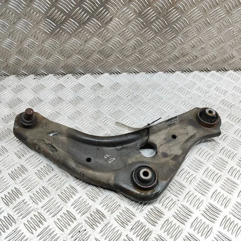 Priekšējā apakšējā svira/svārsts 545004EA0B