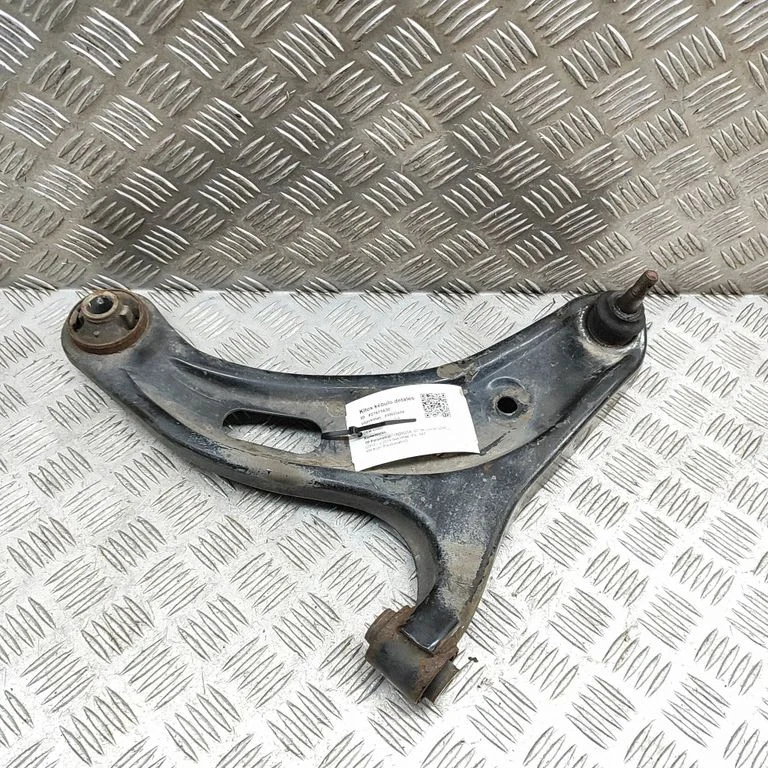Priekšējā apakšējā svira/svārsts SU00300354