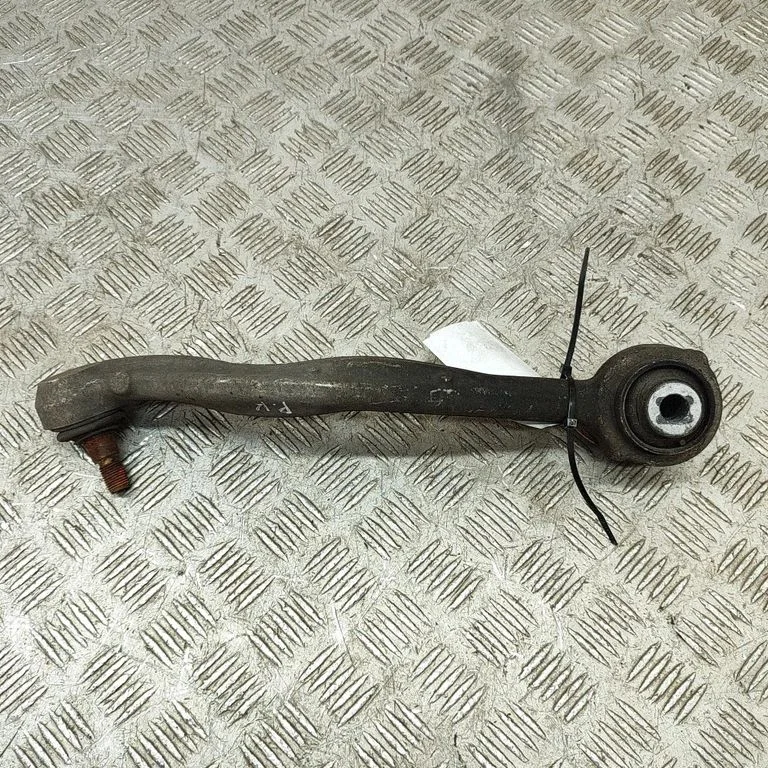 Front lower control arm/wishbone – Mercedes-Benz C-Class AMG W204 (2007-2014)