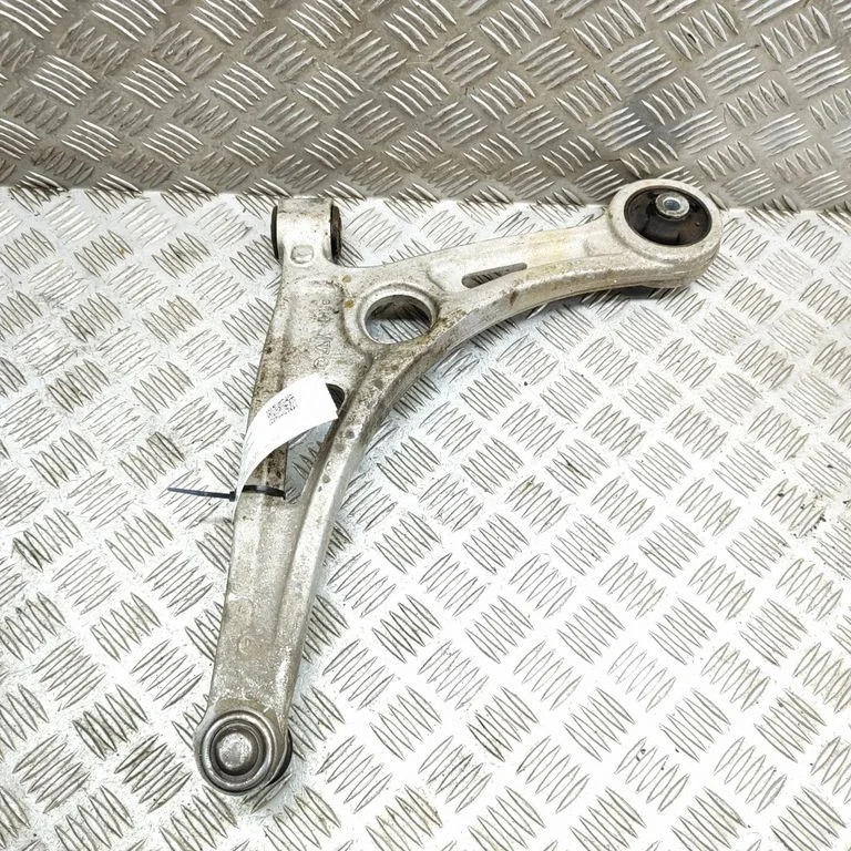 Priekšējā apakšējā svira/svārsts 54501AT000