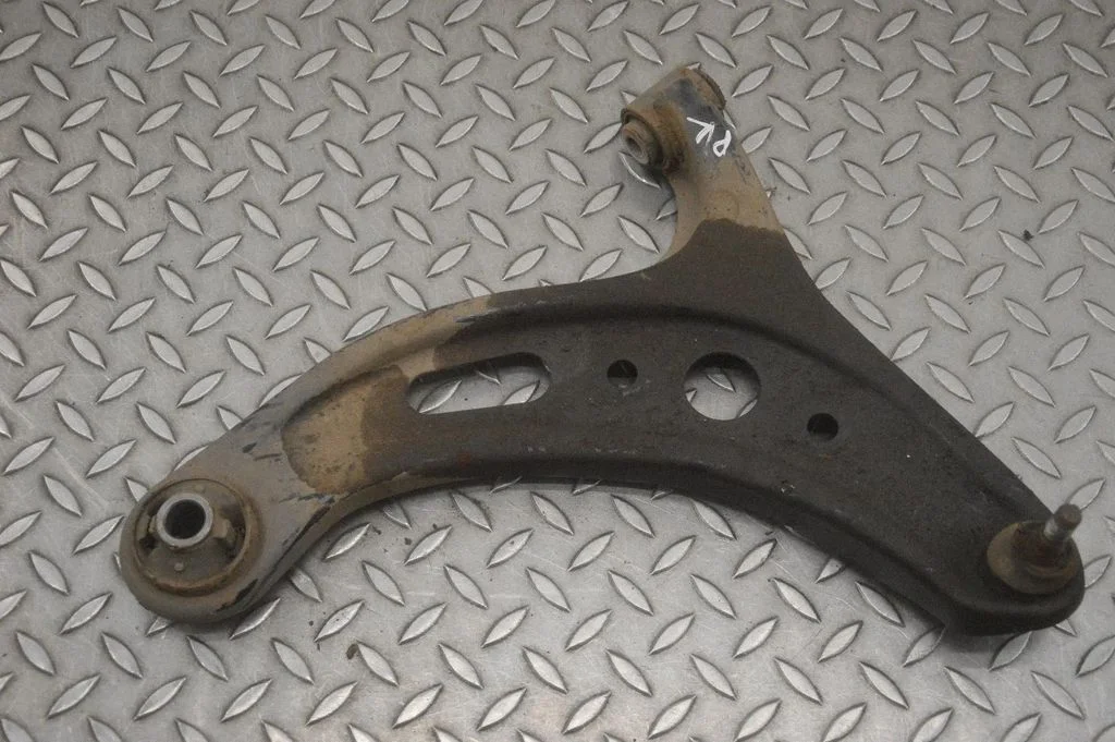 Front lower control arm/wishbone – left