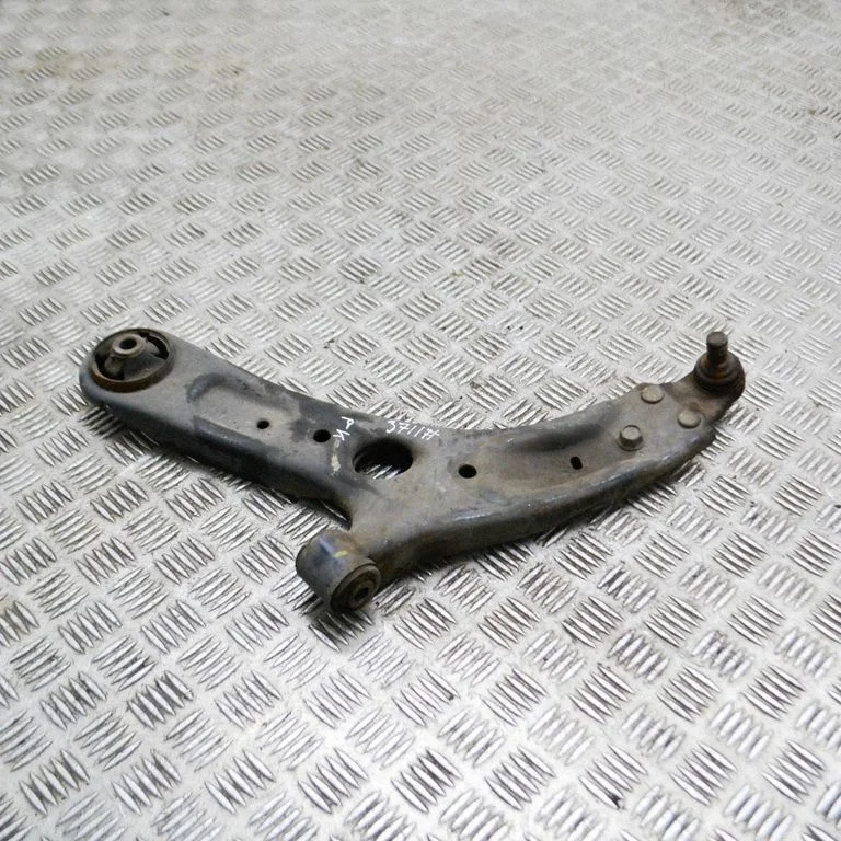 Front lower control arm/wishbone – left