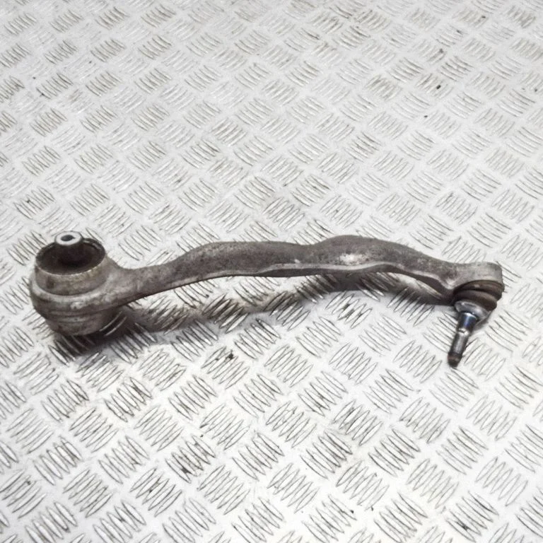 Front lower control arm/wishbone – right