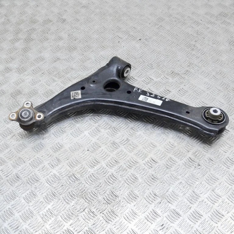 Priekšējā apakšējā svira/svārsts A91033300051
