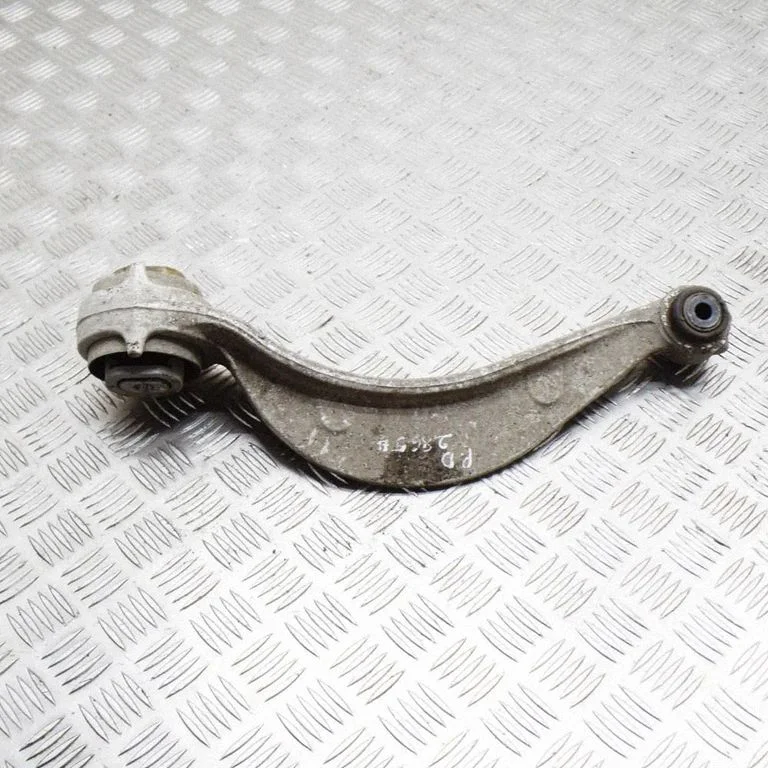 Front lower control arm/wishbone HK833C256AD