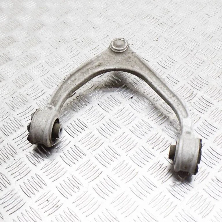 Front lower control arm/wishbone HK833091