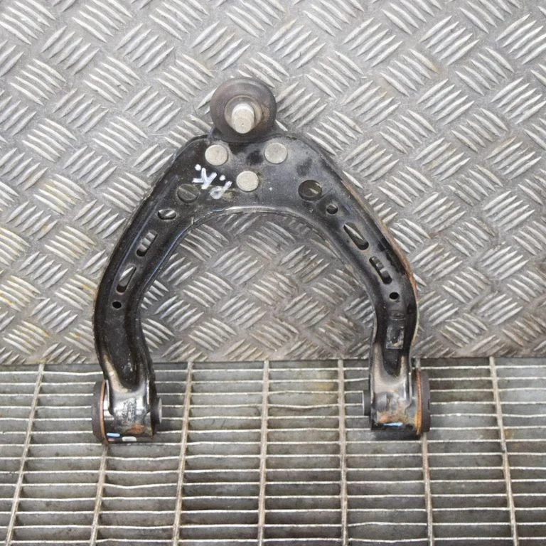 Front lower control arm/wishbone 104396500B