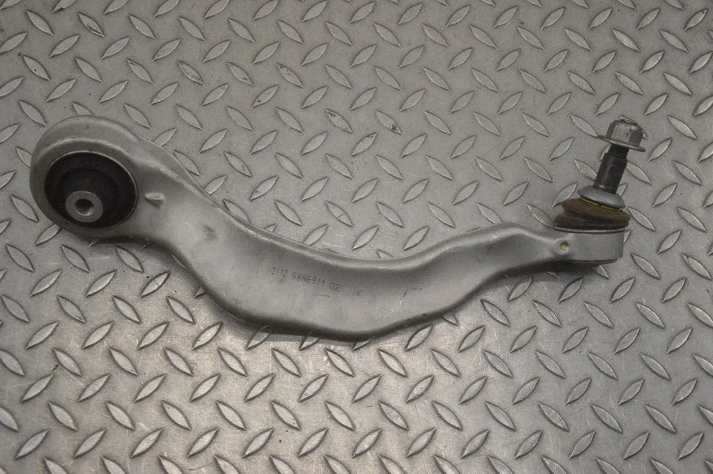 Front lower control arm/wishbone – BMW 8 Series G14 (2018-)