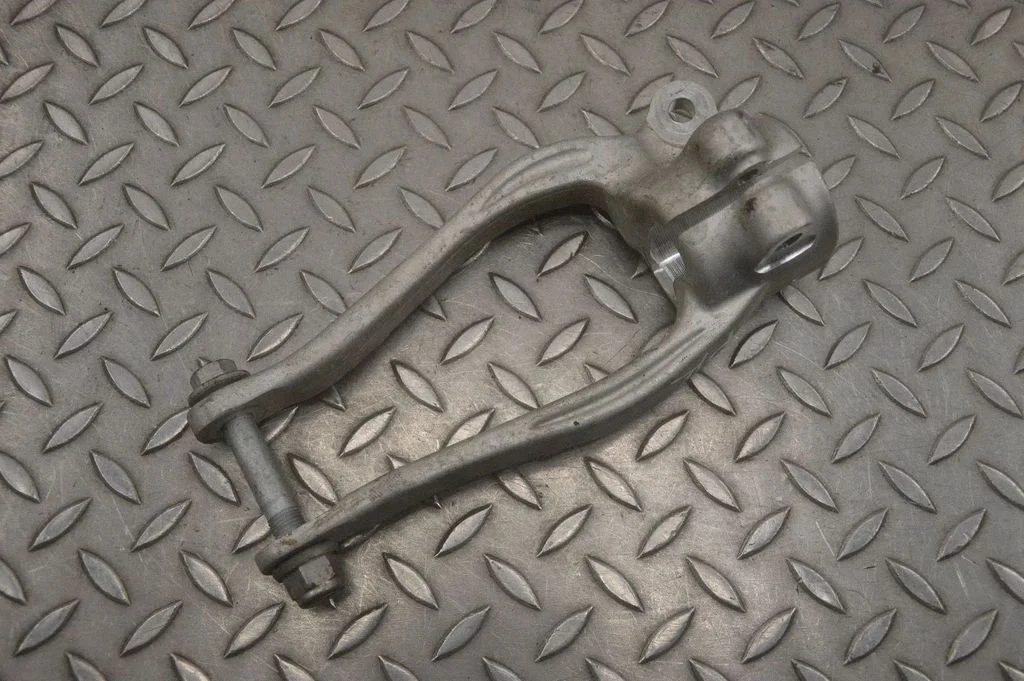 Front lower control arm/wishbone – BMW Series 8 M8 F91 F92 G14 G15 (2019-)