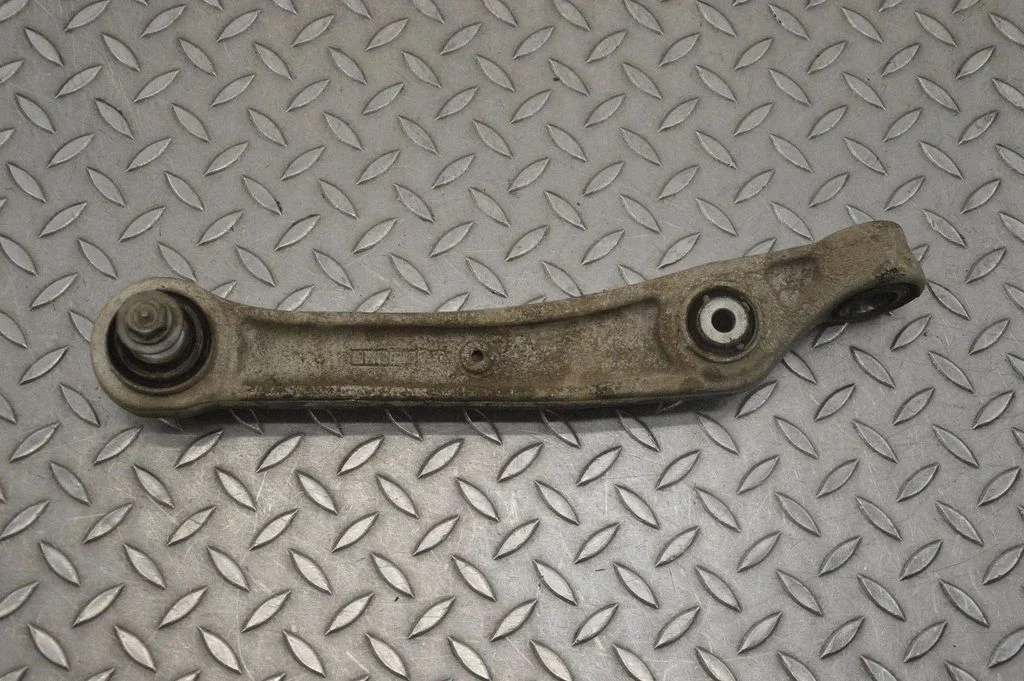 Front lower control arm/wishbone – Audi Q5 SQ5 FY (2017-2025)