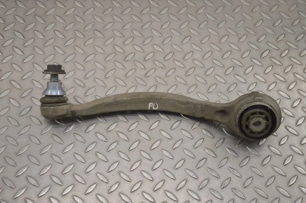 Front lower control arm/wishbone – Mercedes-Benz C-Class W205 (2014-2021)