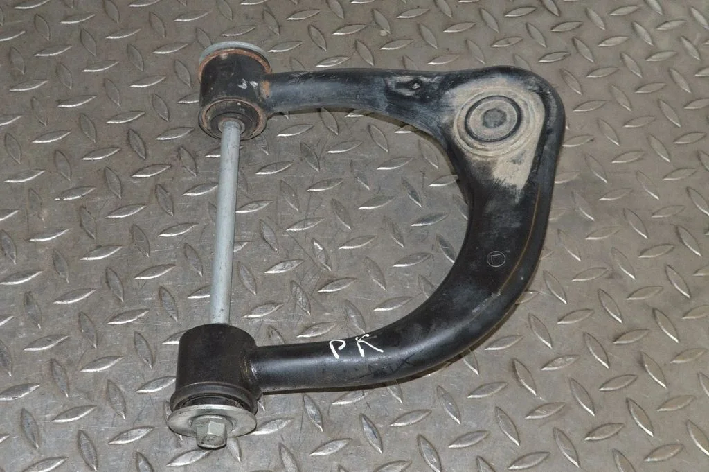 Front lower control arm/wishbone 026530