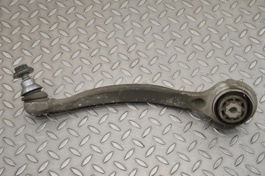 Front lower control arm/wishbone – Mercedes-Benz E-Class W238 (2017-)
