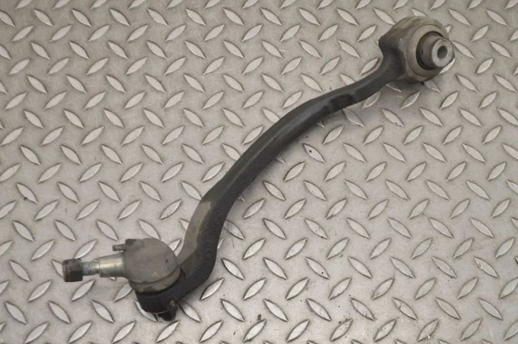 Front lower control arm/wishbone A21803