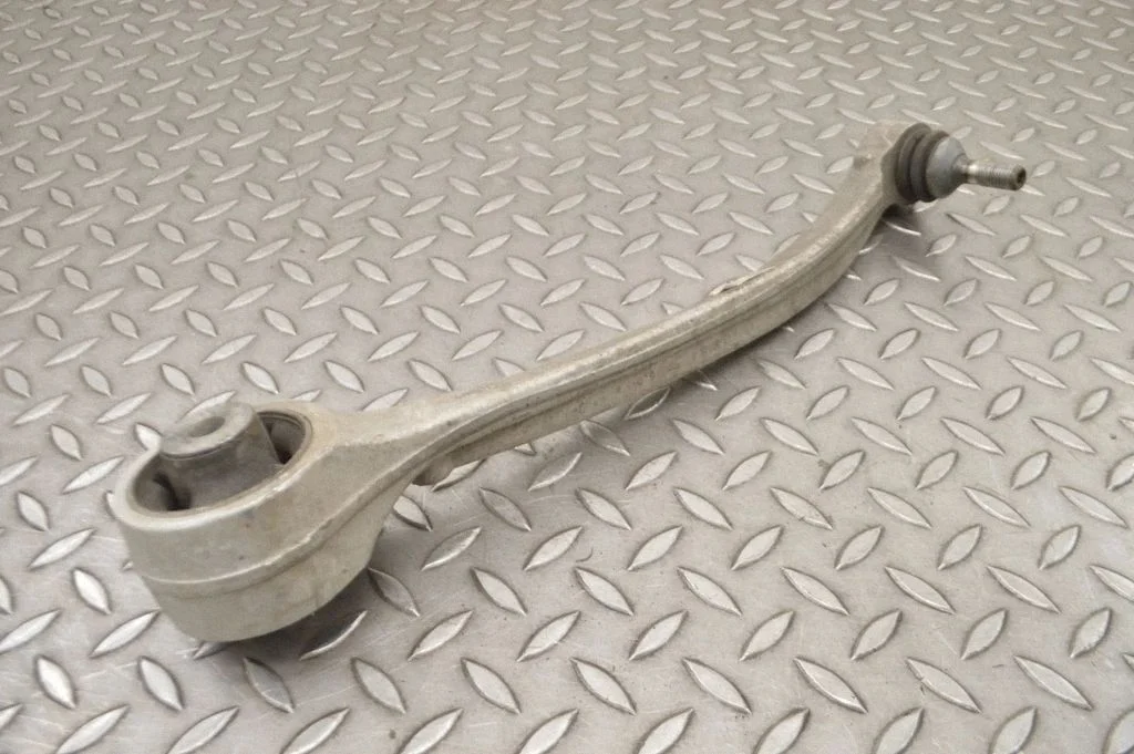 Front lower control arm/wishbone – Tesla Model S (2012-)