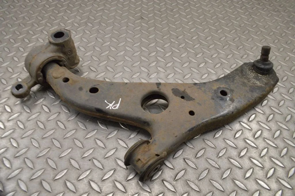Front lower control arm/wishbone 20140903B