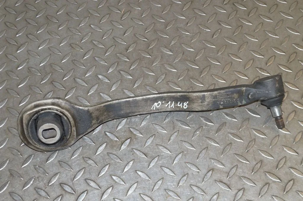 Eesmine alumine õõtshoob – Mercedes-Benz SL-klass R230 (2001-2012)