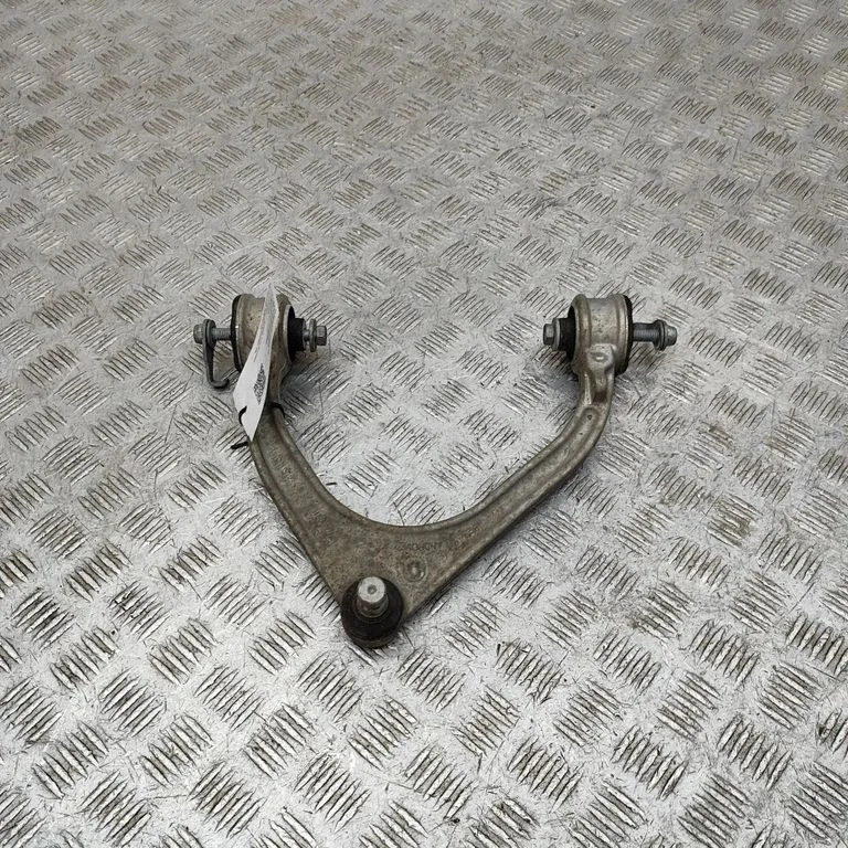 Front upper control arm/wishbone HK833084DA