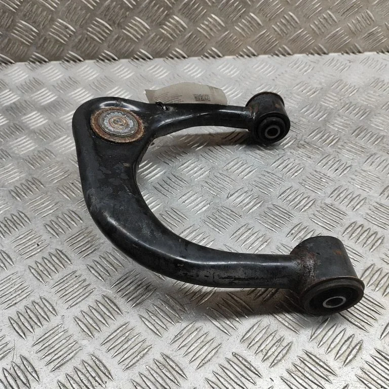 Front upper control arm/wishbone 4861060070