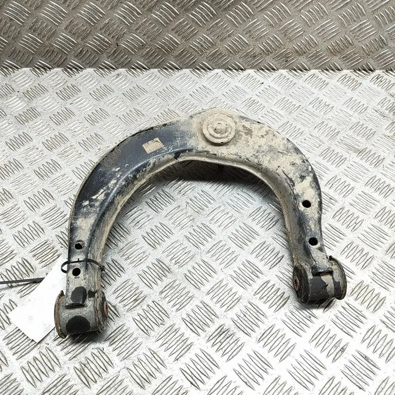 U formas svira 2H0407022B