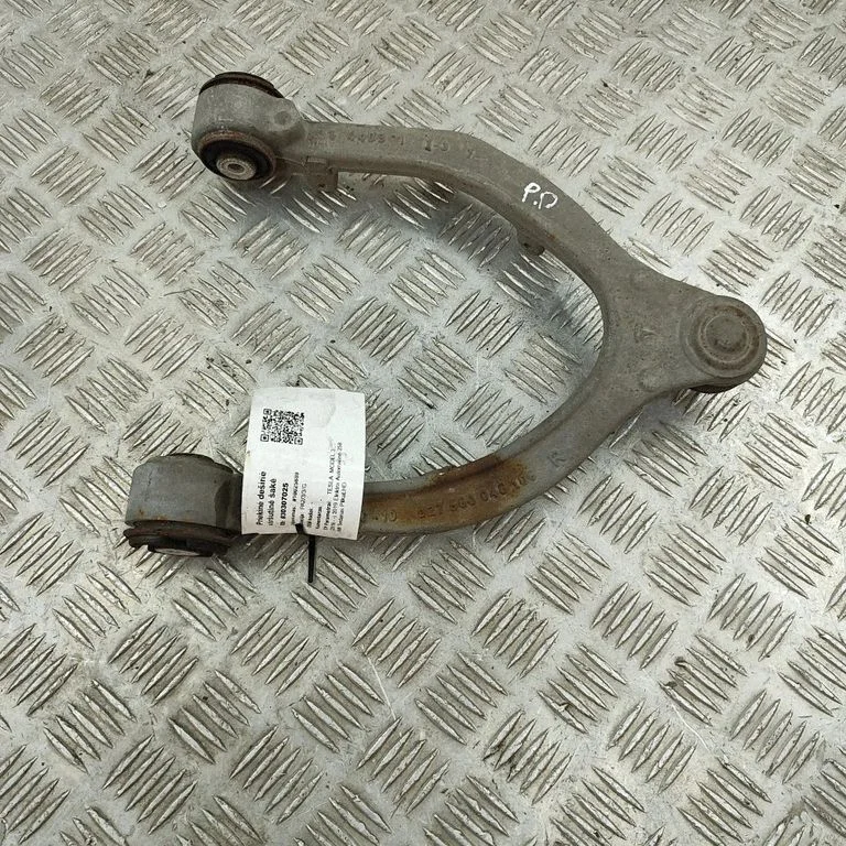 Front upper control arm/wishbone – Tesla Model S (2012-)