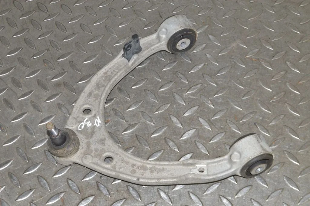 U formas svira – Volkswagen Touareg II (2010-2018)