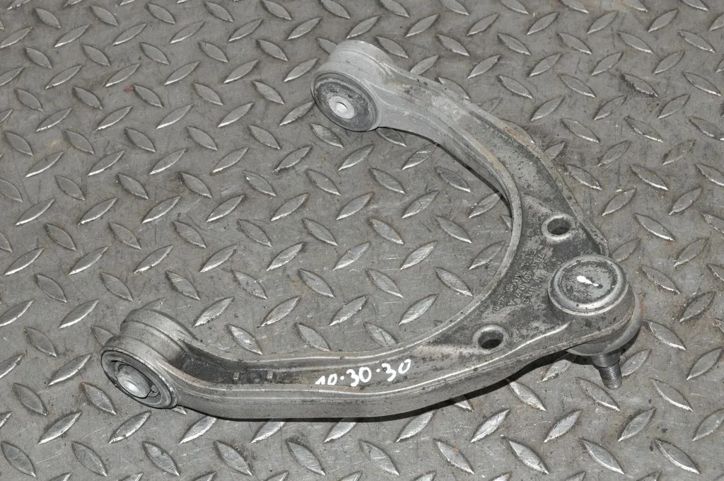 U formas svira – Porsche Cayenne (9PA) (2002-2010)