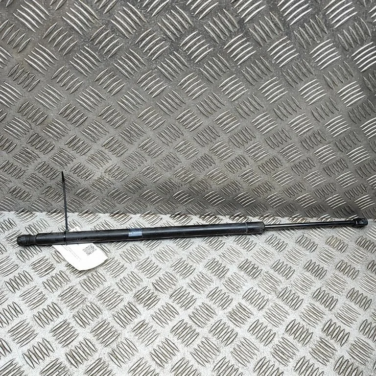Rear shock absorber/damper 05109605AE