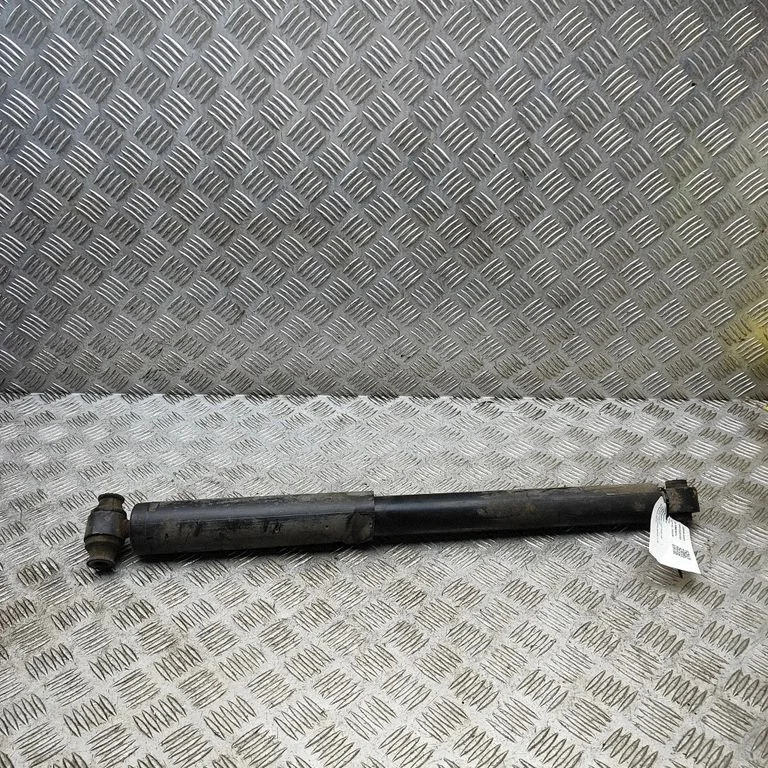 Aizmugurējais amortizators MK3118080AA