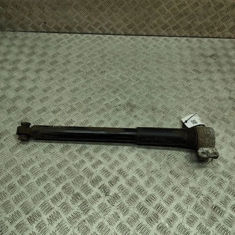 Aizmugurējais amortizators MK8380AA