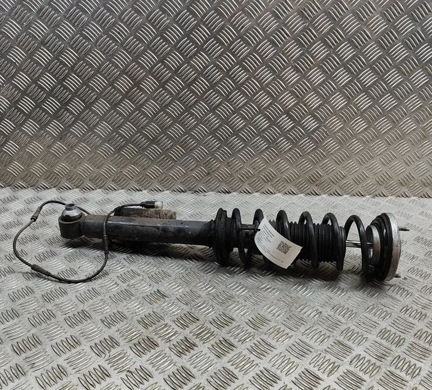 Aizmugurējais amortizators 6866805