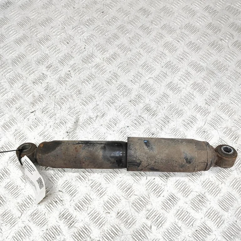 Aizmugurējais amortizators 1690533680