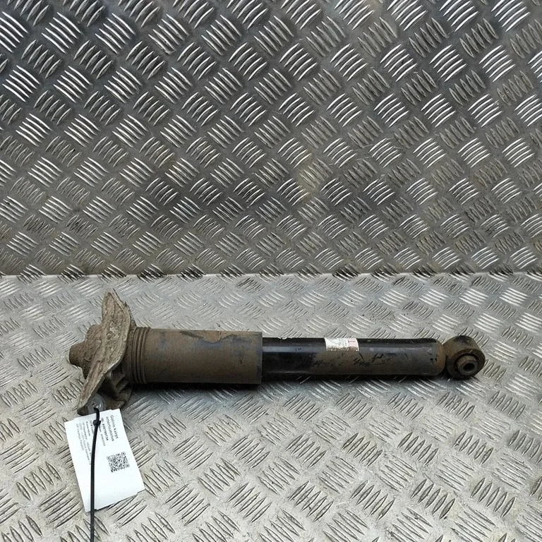 Tagumine amortisaator 552406RS0A