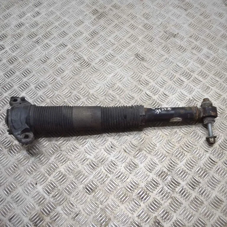 Rear shock absorber/damper GK7218A145