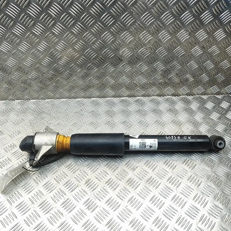Tagumine amortisaator 8MA616025C