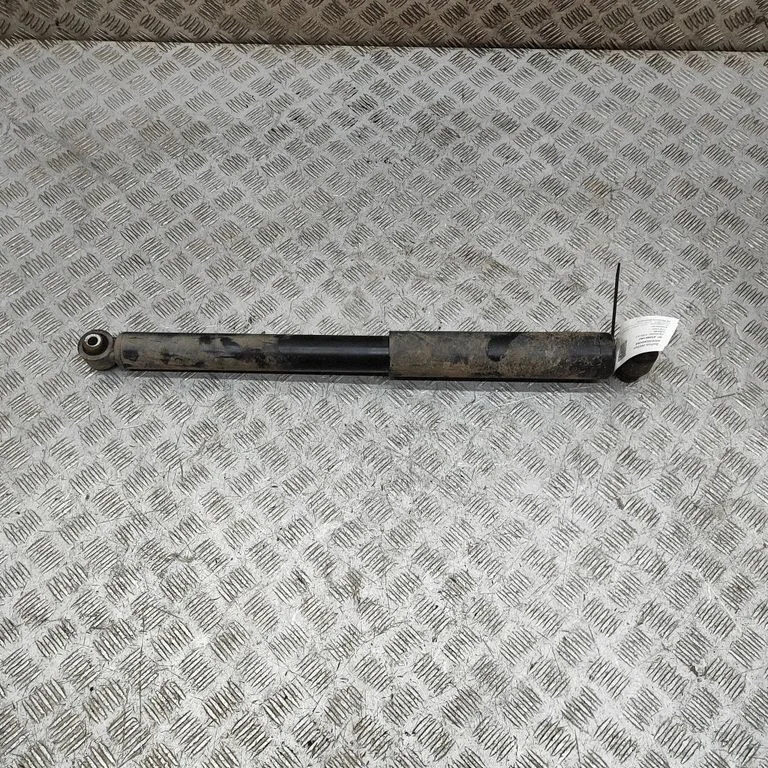Aizmugurējais amortizators MK3118080AA