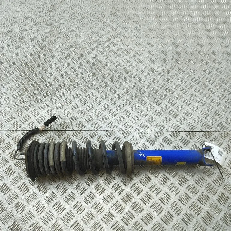 Aizmugurējais amortizators E6210KB50A