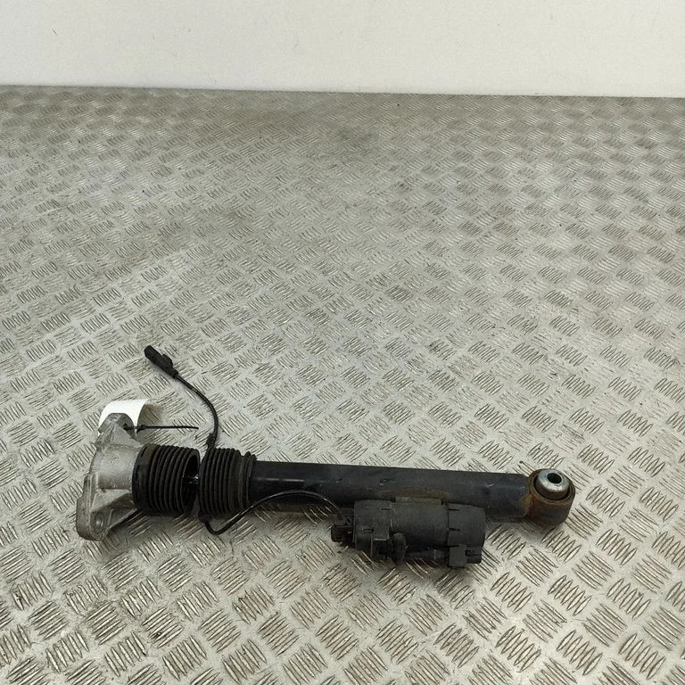 Tagumine amortisaator A1673209000