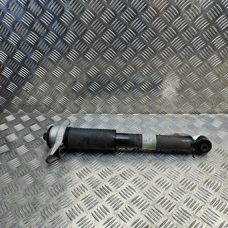 Tagumine amortisaator E62105MR4B