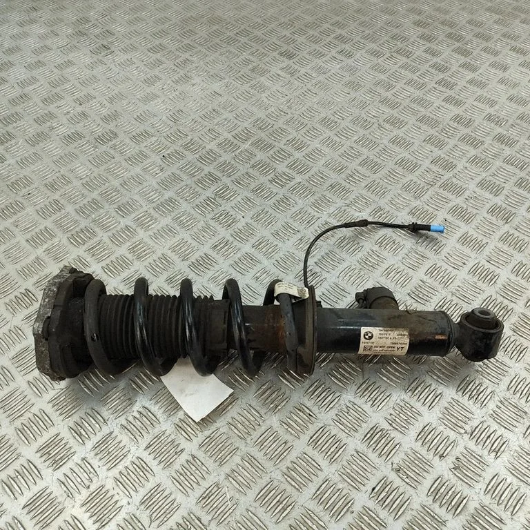 Rear shock absorber/damper 6887152